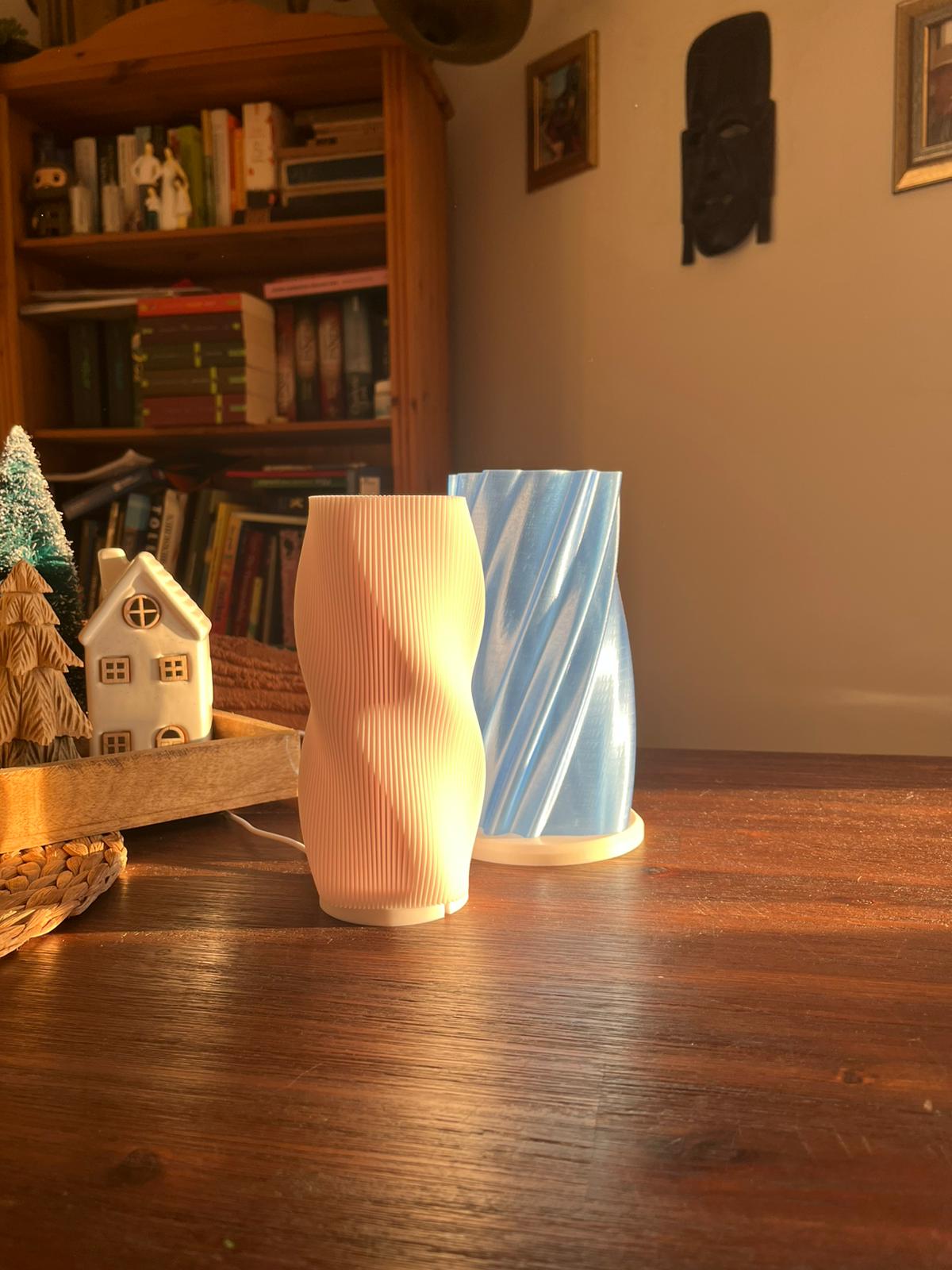 Tisch & Nachttisch-Lampen