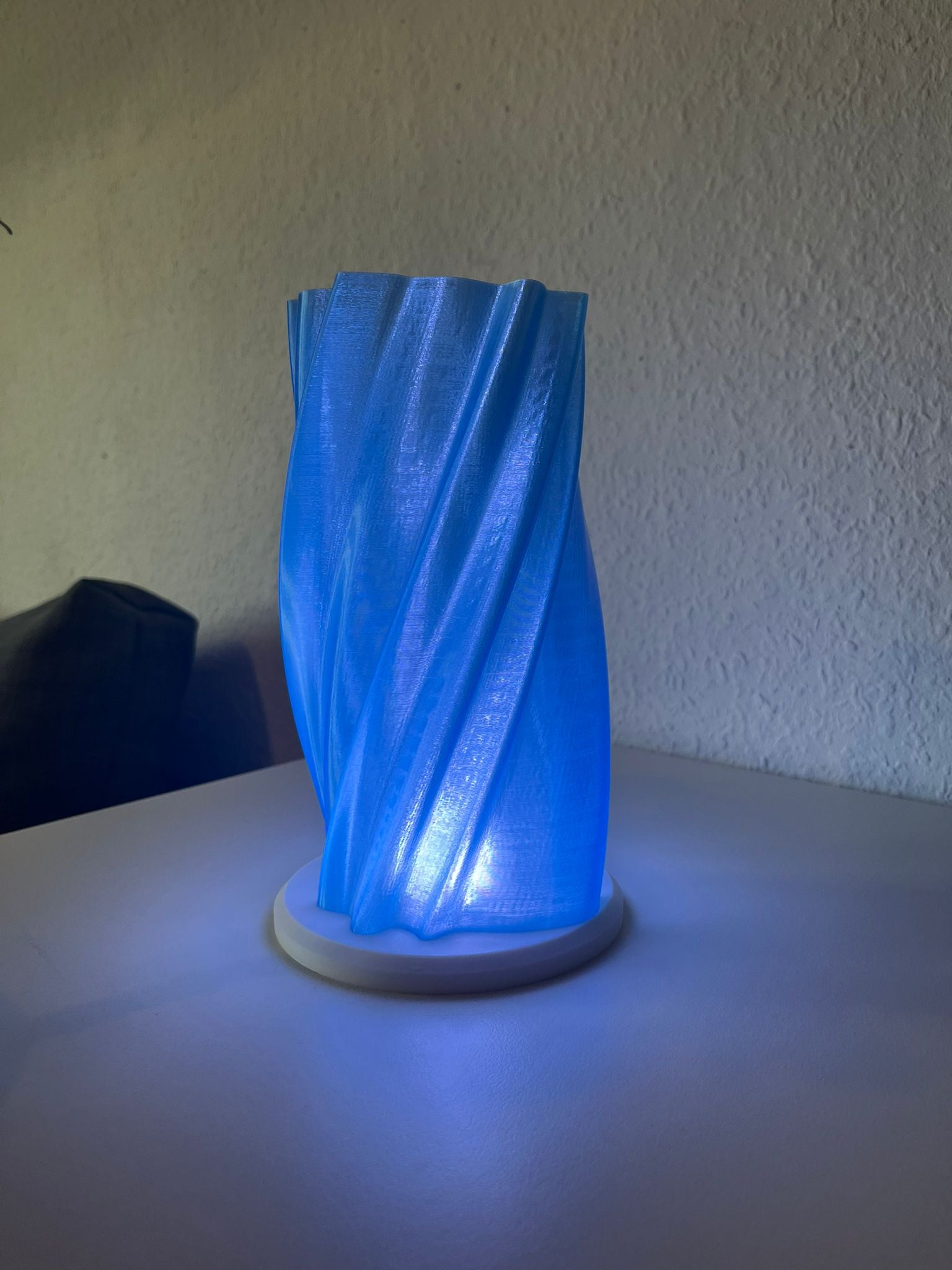 Spiral-Lampe mit Farbwechsel-LED – Moderne Lampe 3D Gedruckt