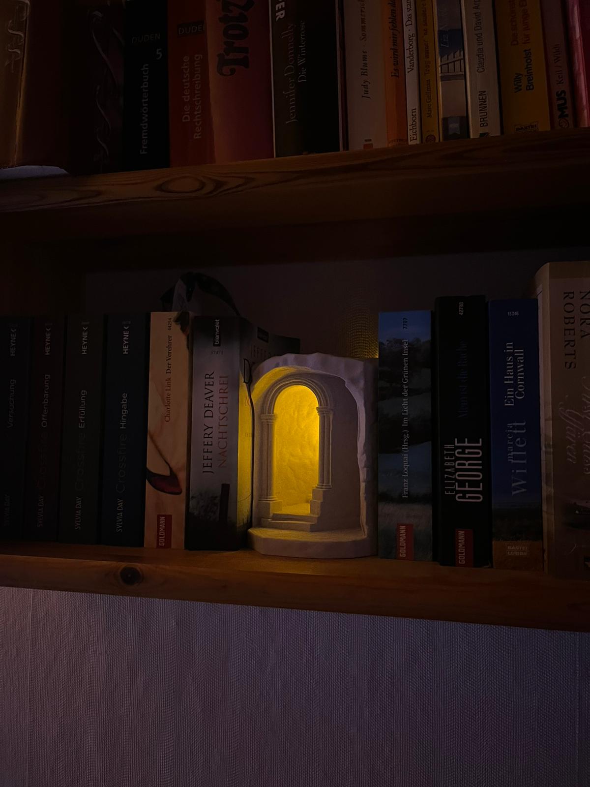 Buchstützen Deko mit LED Licht – Book Nook Bücherregal Deko | 3D gedruckt in Stein-Optik