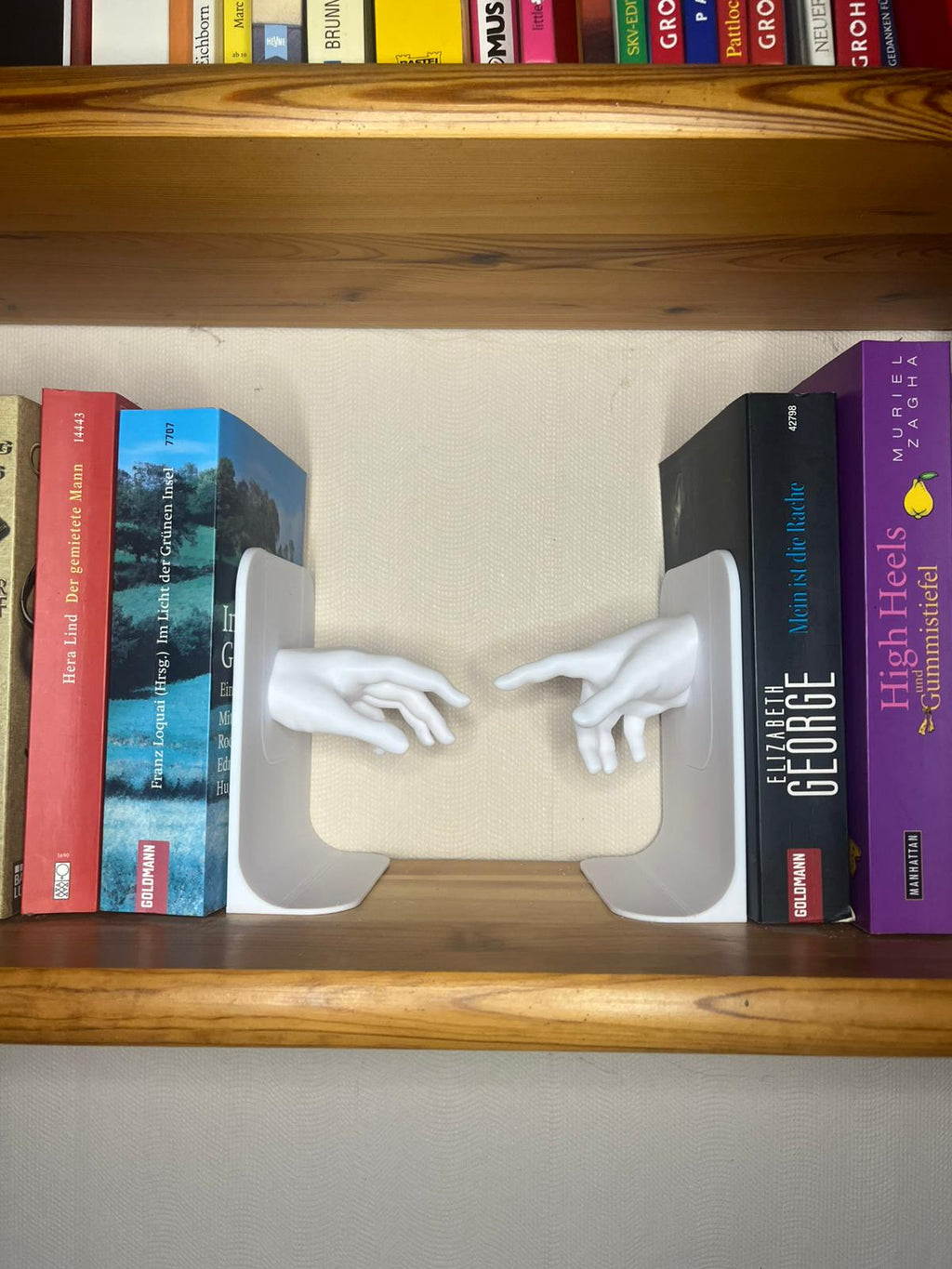 Moderne Hände Buchstütze Kreative Bookends Deko fürs Bücherregal