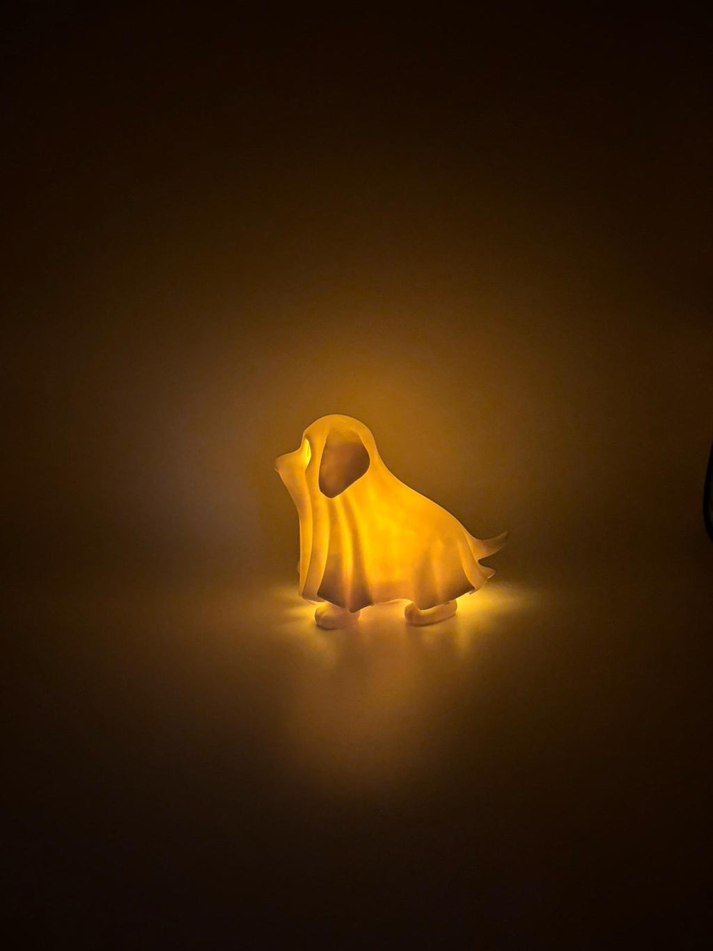 Geisterhund mit LED Licht – 3D gedruckte Hunde Deko