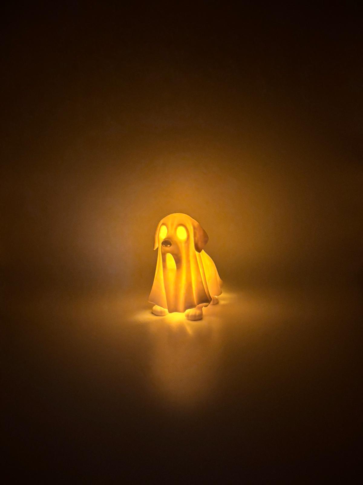 Geisterhund mit LED Licht – 3D gedruckte Hunde Deko