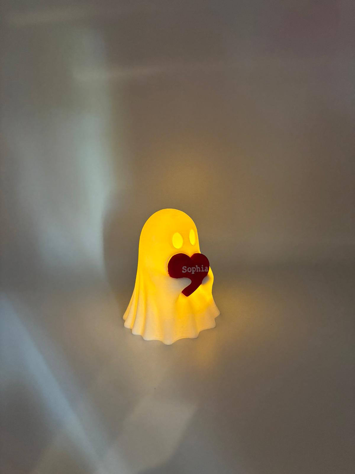 Personalisierbarer Geist mit Herz & LED-Teelicht – 3D gedruckte Deko mit Name