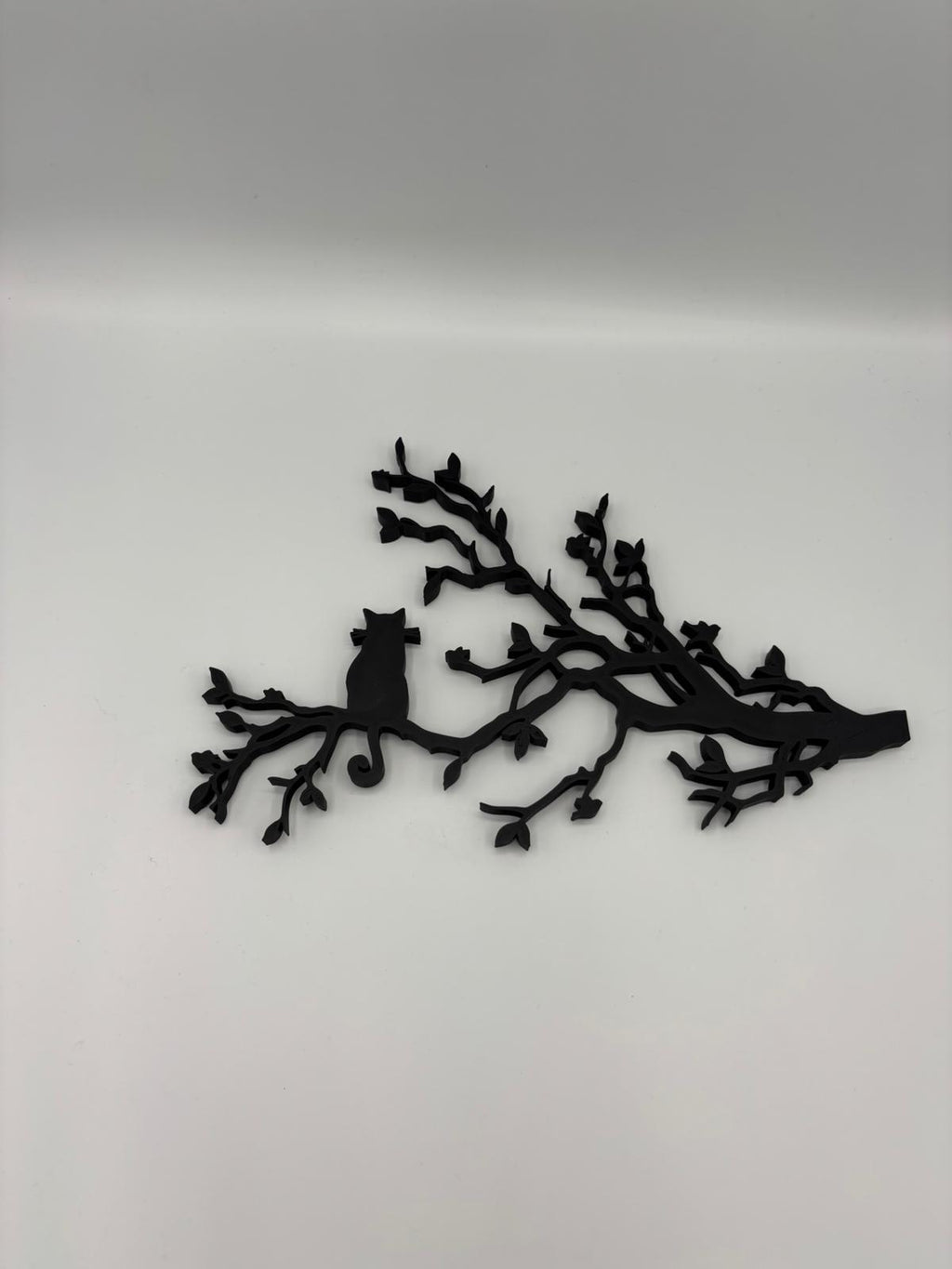 Katze auf Ast Wanddeko aus 3D Druck | Minimalistische Wandkunst