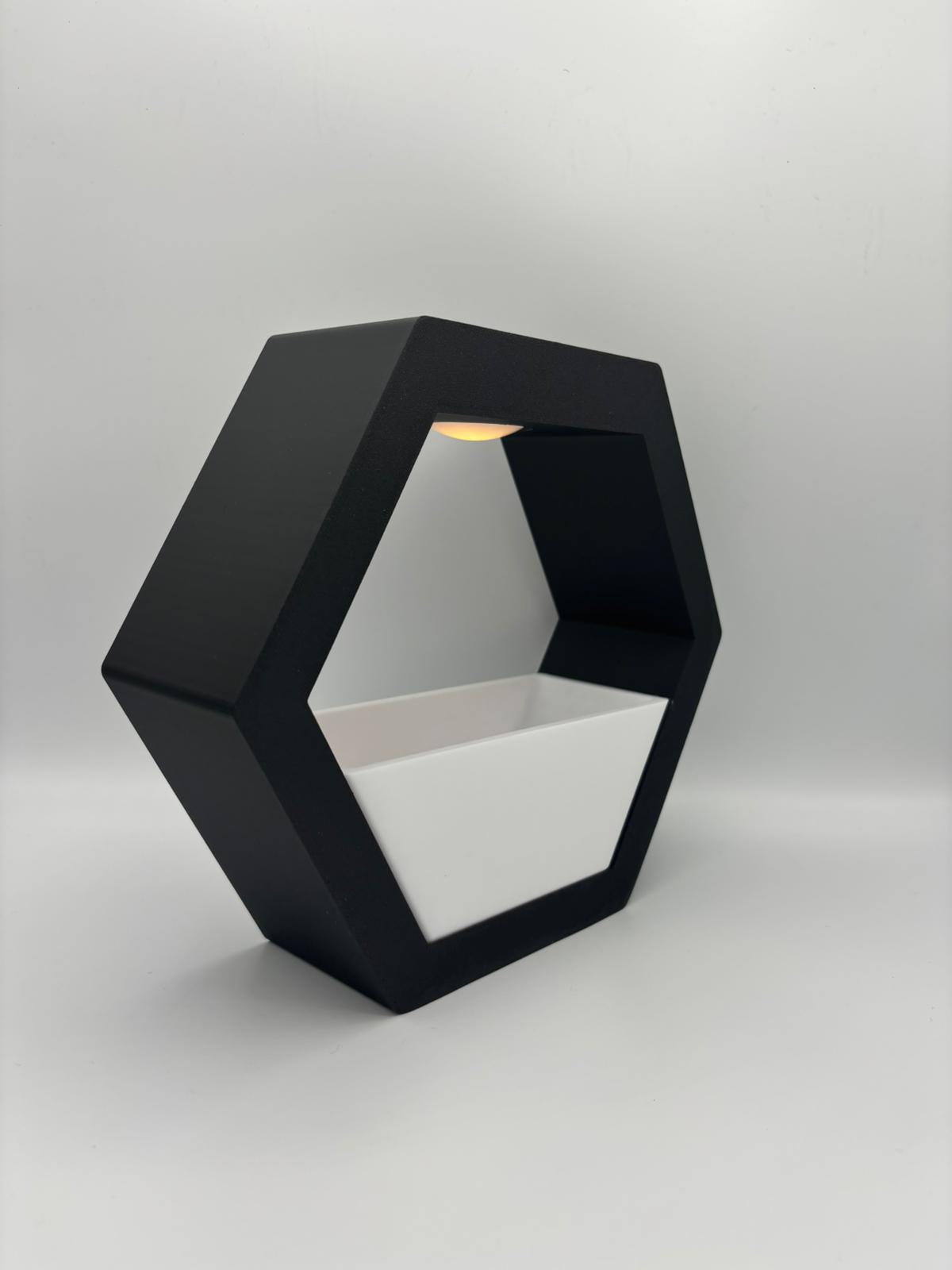 Hexagon Wandpflanztopf mit LED-Beleuchtung – Moderne  Pflanzgefäß