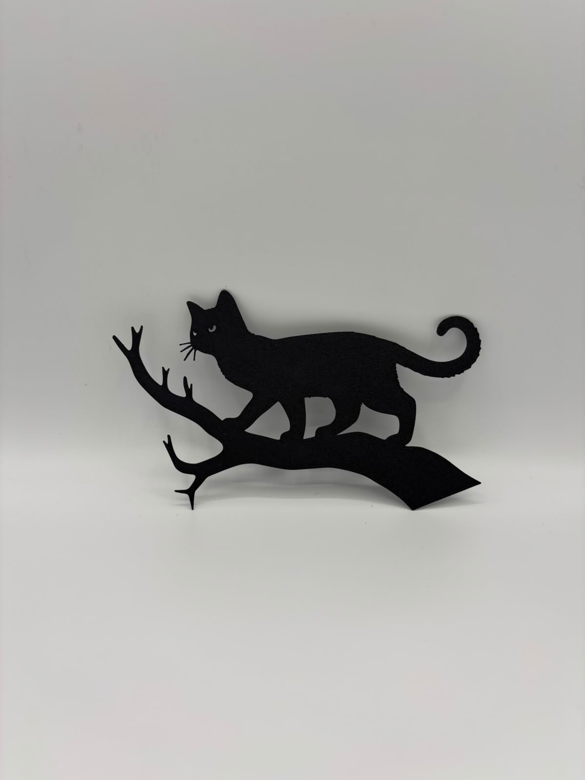 Katze auf Ast Wanddeko | Katzen Wandkunst ohne Bohren
