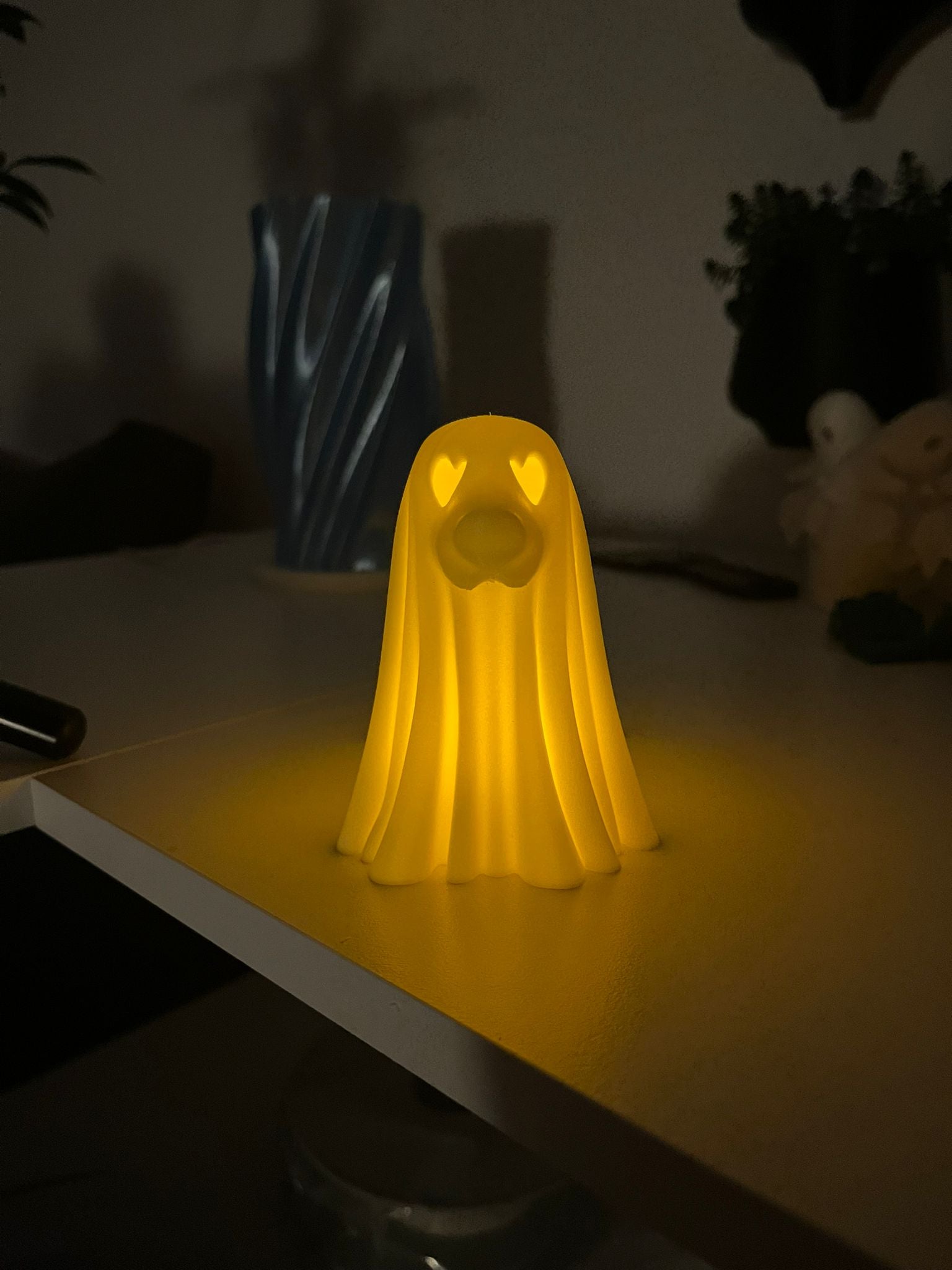 Leuchtender Geisterhund - 3D-gedruckte LED-Figur