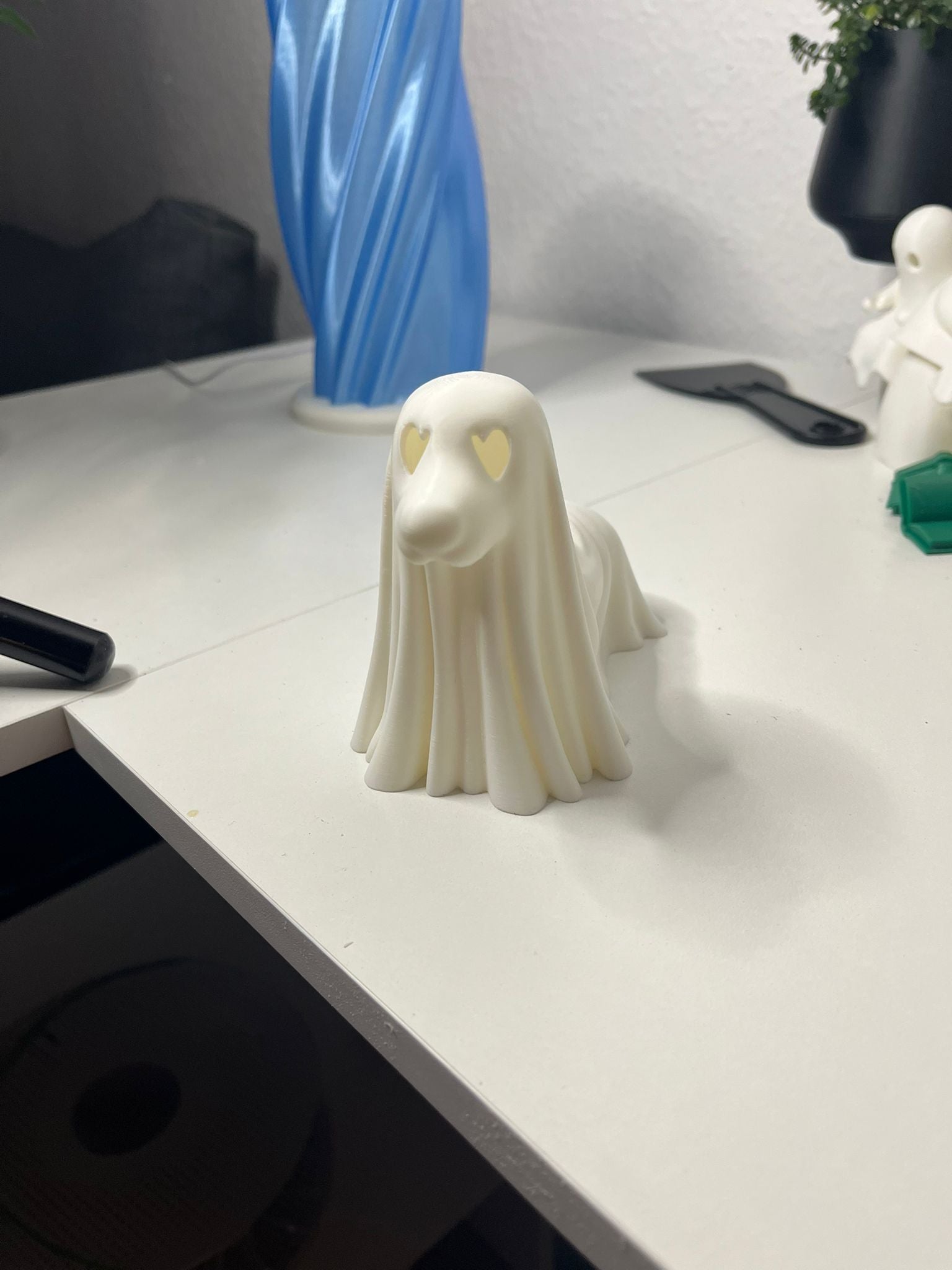 Leuchtender Geisterhund - 3D-gedruckte LED-Figur